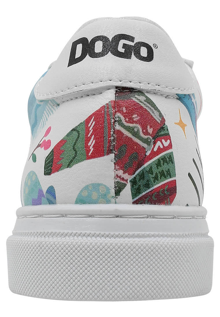 Vegan casual sneakers