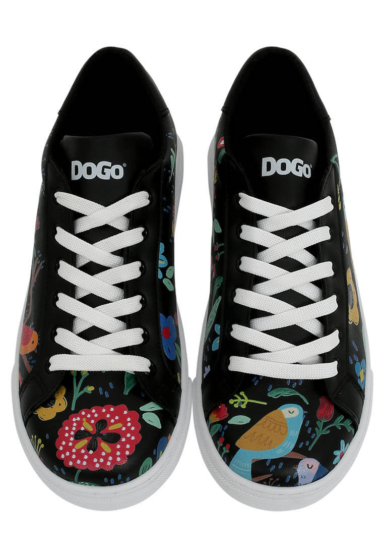 Black leather sneakers