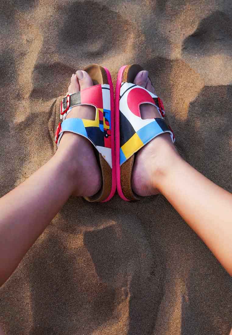 Colorful lounge shoes