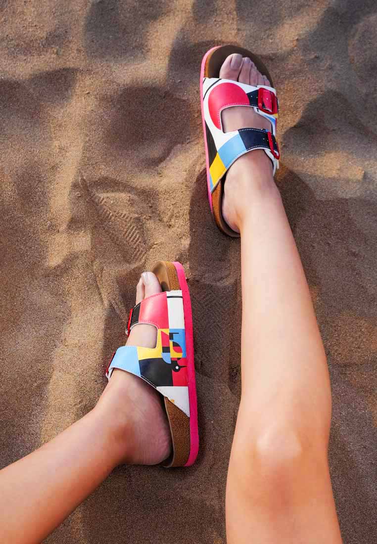 Ladies vegan slippers