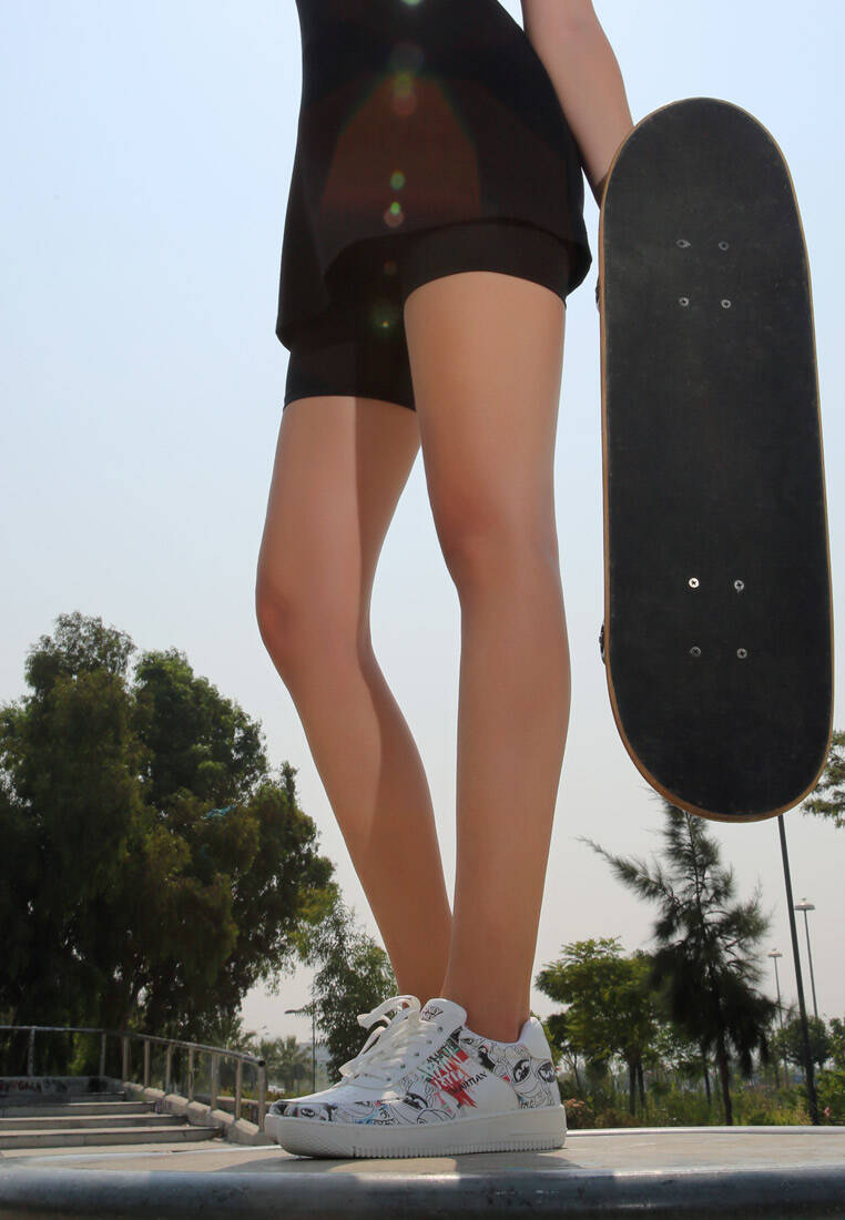 Women Vegan Leather White Sneakers - Warner Bros Marvin the Martian Stencil Design