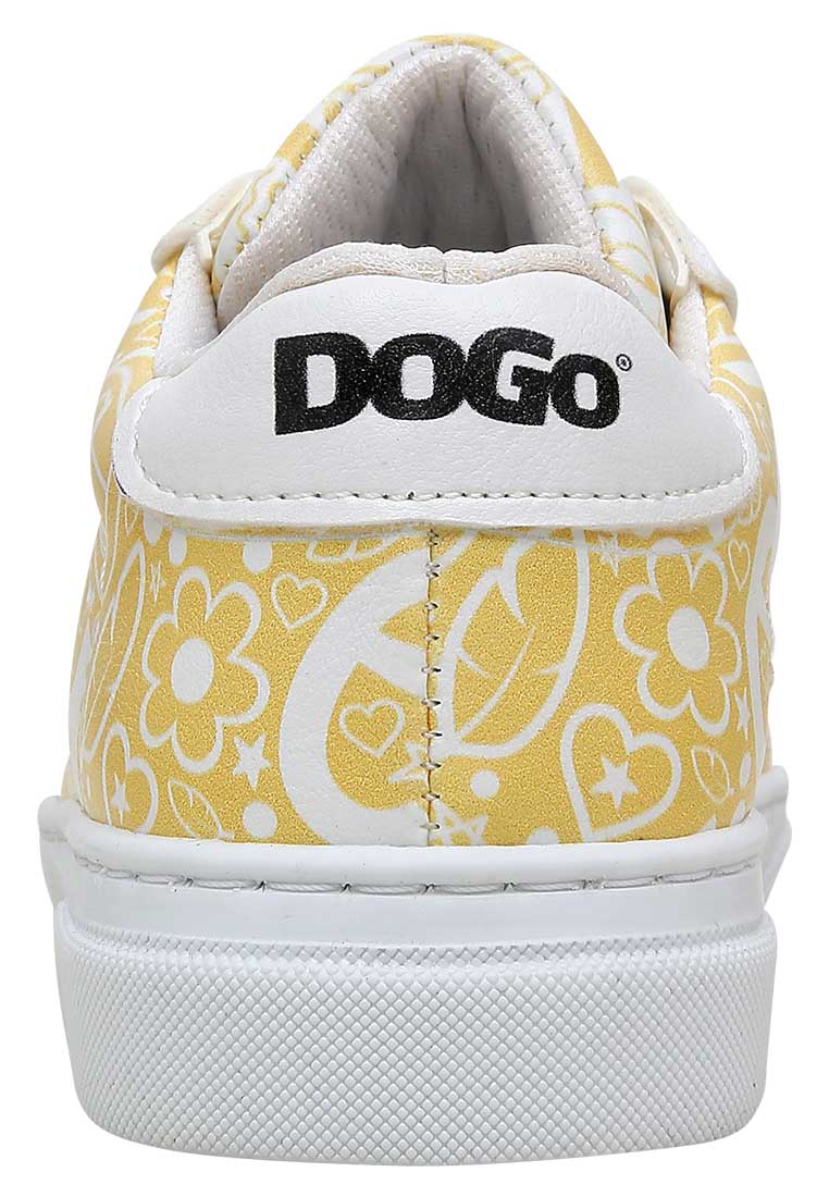 Unisex Kids Vegan Leather White Sneakers - Warner Bros Feeling-Happy Design